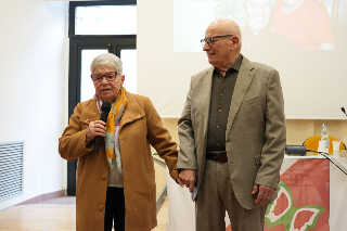 Falconara – La città fa comunità e si riconosce nell’eredità di Roberto Frullini